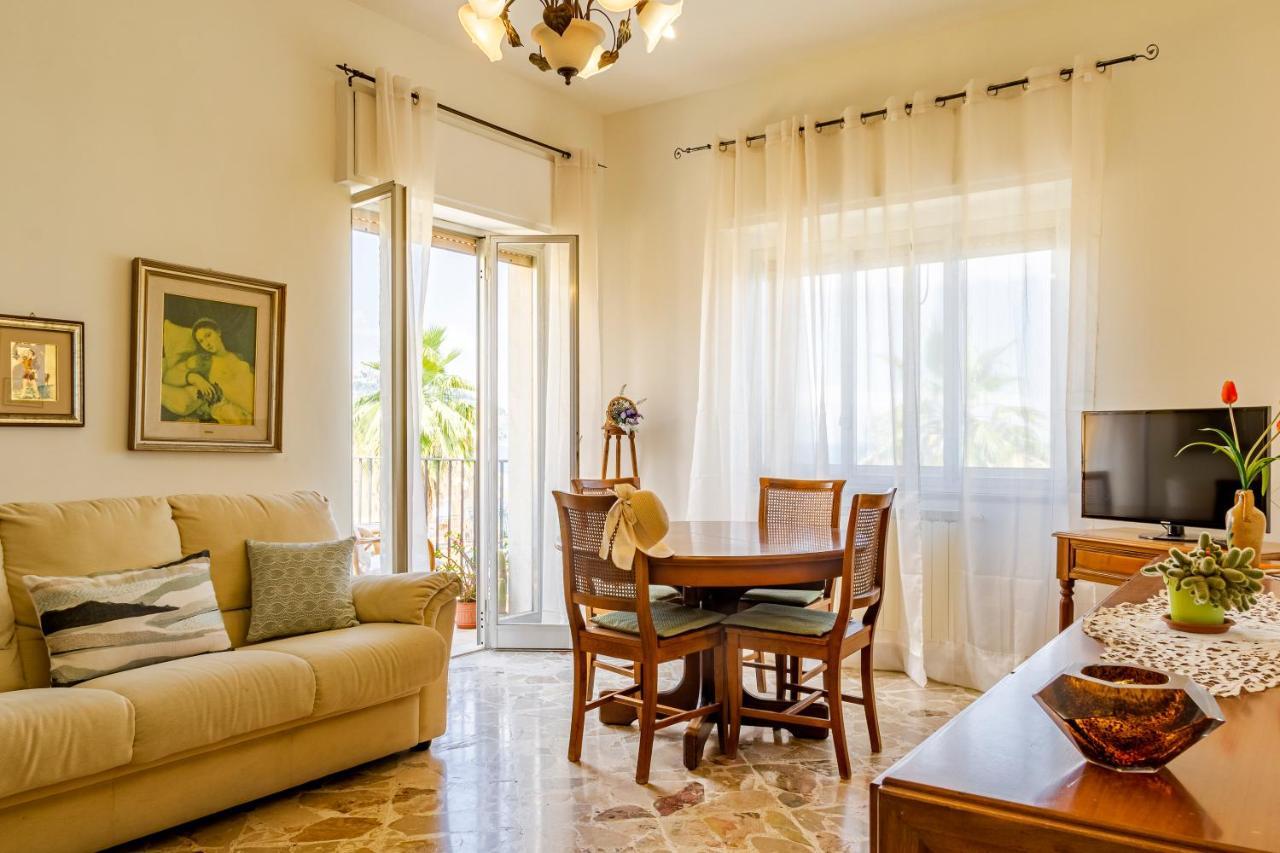 Apartament La Casa Di Elvira Giardini-Naxos Zewnętrze zdjęcie