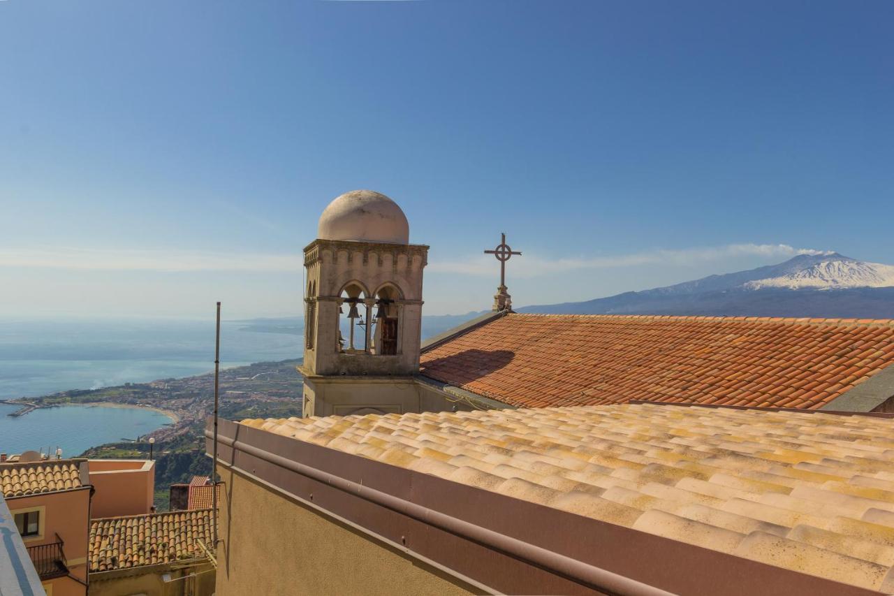 Apartament La Casa Di Elvira Giardini-Naxos Zewnętrze zdjęcie